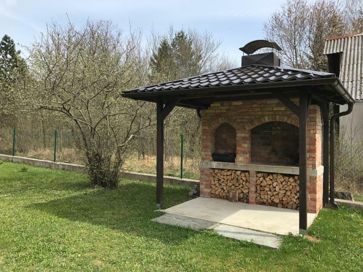 Holiday House Kora Кореница Экстерьер фото