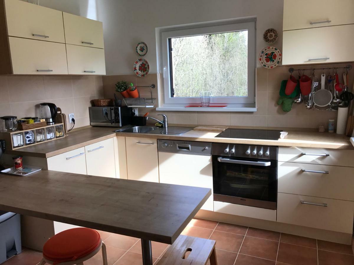 Holiday House Kora Кореница Экстерьер фото
