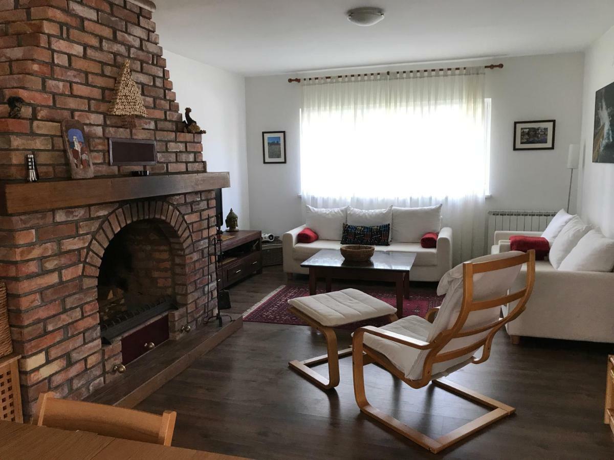 Holiday House Kora Кореница Экстерьер фото